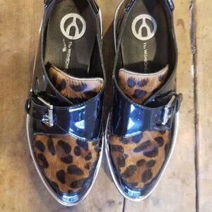 The Wishbone Collection Animal Print Shoes 6.5